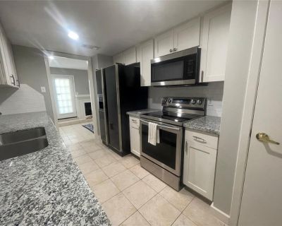 3 Bedroom 2BA 2064 ft Townhouse For Sale in Houston, TX