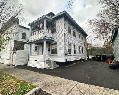 4 Bedroom 2BA 1496 ft Multi-Family For Sale in Syracuse, NY