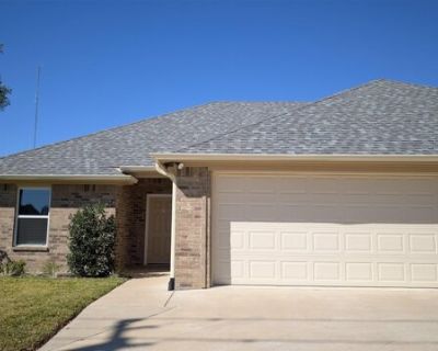 County Road Unit C, Tyler, Home For Rent