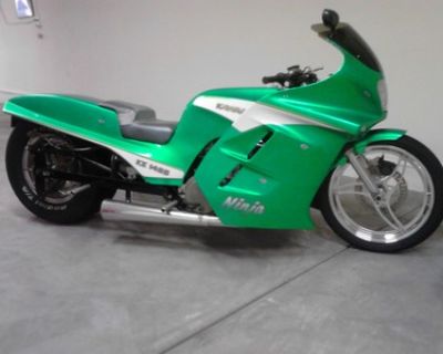 1982 KZ 1000 (1425cc) Street legal drag bike