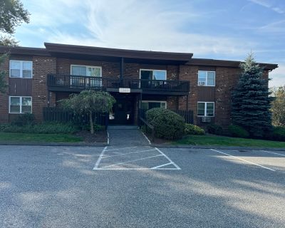 2 Bedroom 1BA 925 ft Condo For Sale in Seymour, CT