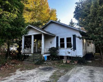3 Bedroom 2BA 1650 ft Multi Family Home For Sale in GULFPORT, MS