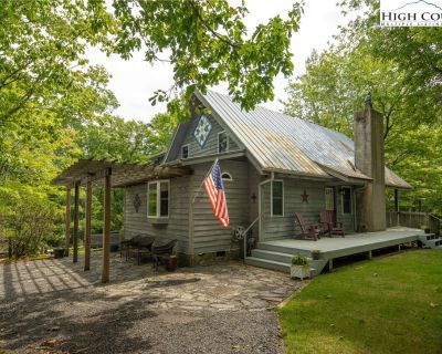 2 Bedroom 3BA 2065 ft Single Family House For Sale in Purlear, NC