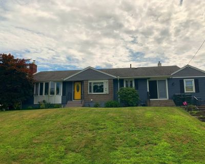 3 Bedroom 2BA 2288 ft Single Family House For Sale in Southbridge, MA