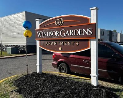 Newly Available in Yukon !

Special Move-In Offer: Pay Only $99 for Your 6th Month of Rent! - $935

 We have a few studios / 1BR / 2BR apartments open — updated, clean, and AFFORDABLE! 

Affordable rents and friendly community  

Pet-friendly, parking, laundry, onsite management, and great access to everything in Yukon/OKC.


Apply now on our website: https://www.windsorgardensyukon.com/ 

(405...