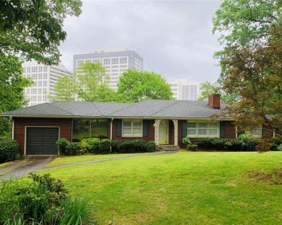 5 Bedroom 3BA 1655 ft Apartment For Rent in Smyrna, GA