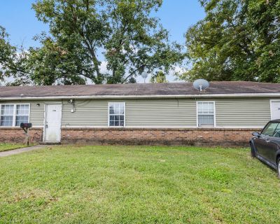 6 Bedroom 3BA 2450 ft Multi-Family For Sale in Dyersburg, TN