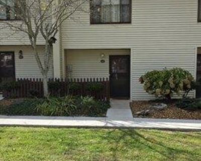 2 Bedroom 1.5BA Furnished Condo For Rent in Crossville, TN