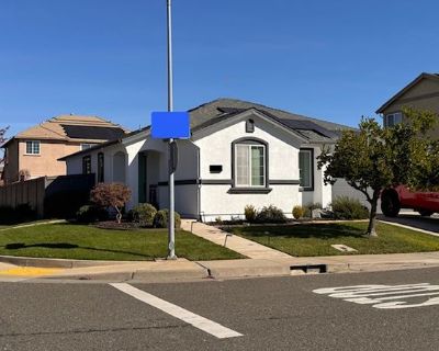 I am a recently divorced 46-year-old male who does not have any pets or children. I am a construction manager who typically works from 7 AM to 4 PM every day I do not smoke, do not do drugs, and typically drinking for me is a couple beers on the weekend. I am very friendly, respectful, and great communicator who gets along with basically everybody. The home is drama free, and always kept clean....