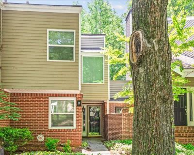 3 Bedroom 2BA Condo For Sale in Atlanta, GA