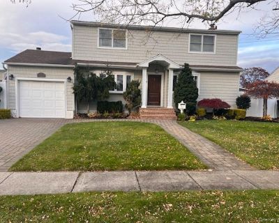 5 Bedroom 3BA 2191 ft Apartment For Rent in Massapequa, NY