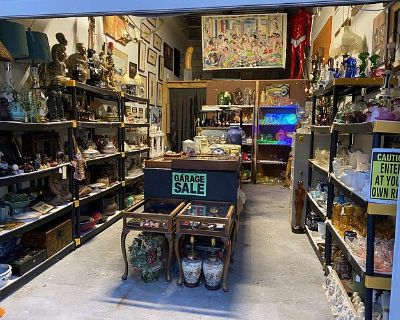 garage sale in wilton manors - tons of great stuff