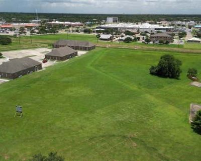 Land For Sale in LAKE JACKSON, TX