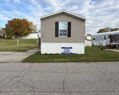 3 Bedroom 2BA 1216 ft Mobile Home For Rent in Waterloo, IA
