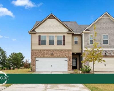 3 Bedroom 2.5BA 1613 ft Pet-Friendly Apartment For Rent in Hall County, GA