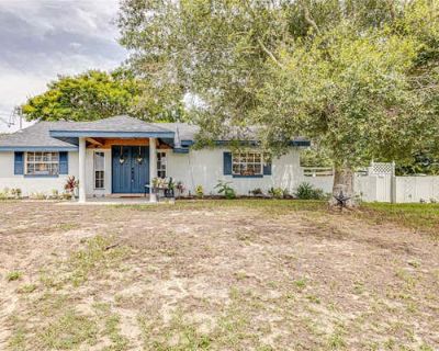 3 Bedroom 2BA 1281 ft Single Family Home For Sale in LAKE WALES, FL
