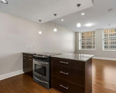 1 Bedroom 1BA 700 ft Condominium For Sale in KANSAS CITY, MO