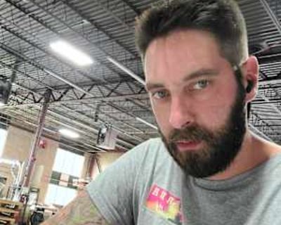 Non-smoker. Budget: $1,200 per month. Ready to move: now. Looking for myself. Hi my name is Joe. I m currently seeking a room for rent in the Wilmington Ma, area i am a very clean and quiet living person..I work 60 hours a week. my job takes up most of my time.I was recently promoted to my new position and I plan to stay at this job for the long term so my plans are to plant my roots here..I m ...