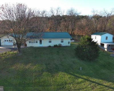 3 Bedroom 1BA 1484 ft Single Family House For Sale in Keyser, WV