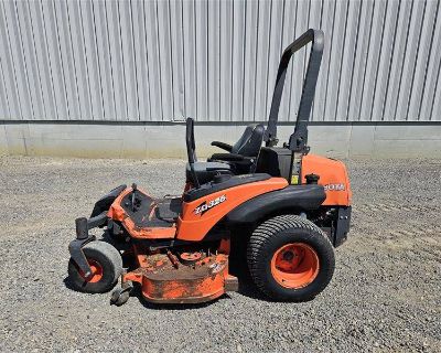 KUBOTA ZD326