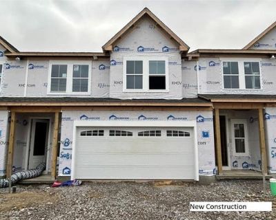 3 Bedroom 3BA 1953 ft Townhouse For Sale in WILLOUGHBY, OH