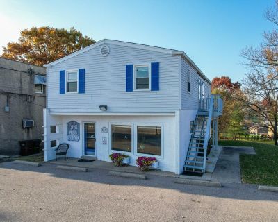 2 Bedroom 2BA 2052 ft Multi-Family For Sale in Taylor Mill, KY