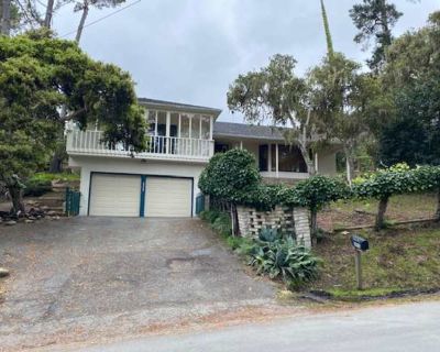 3 Bedroom 2BA 1865 ft Pet-Friendly Apartment For Rent in Del Monte Forest, CA