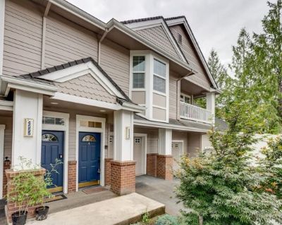 Summerlinn Way, West Linn, Condo For Sale