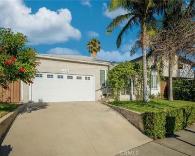 5 Bedroom 5BA 2503 ft Duplex For Sale in GLENDALE, CA