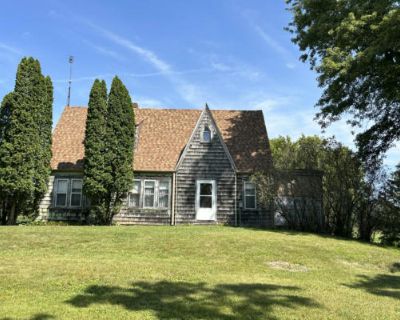 4 Bedroom 1BA 1150 ft Single Family Home For Sale in VIROQUA, WI