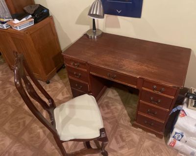 Vintage Desk with Chair - 43.5 x30 x23